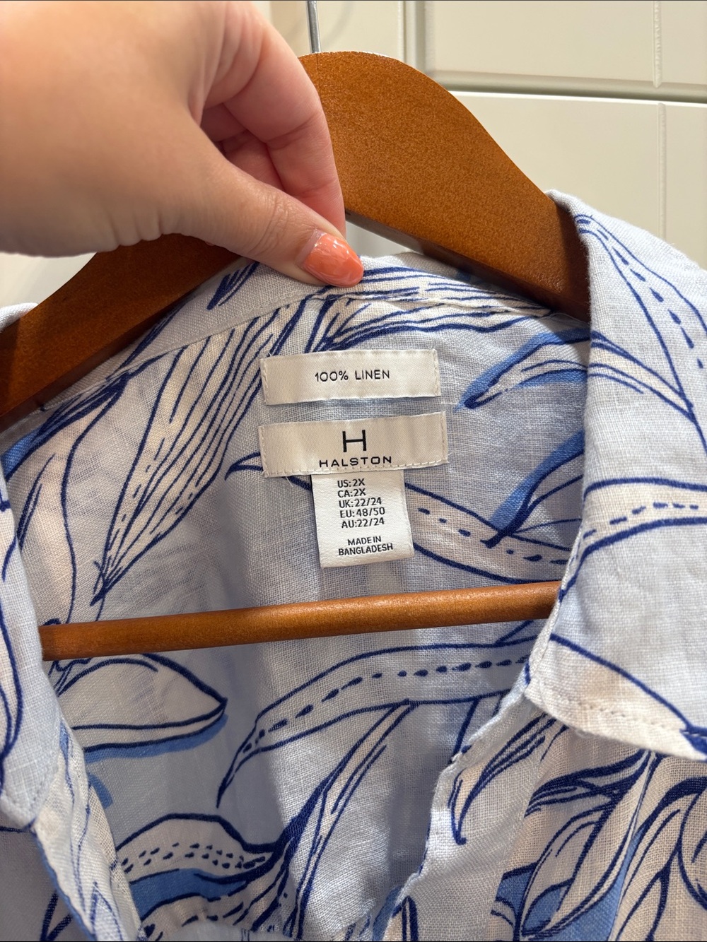 100% linen Halston Blue and White Floral Button-Down Shirt - Picture 2 of 5